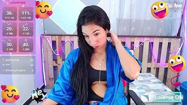 Snapshot of Lina10 chatting on 02.20.25 Lina10 online show from 02.20.25