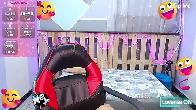 Snapshot of Lina10 chatting on 03.02.25 Lina10 online show from 03.02.25