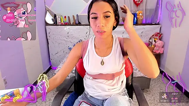 Snapshot of Lina10 chatting on 09.28.25 Lina10 online show from 09.28.25