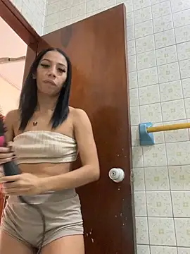 Lina10 online show from 03.30.26