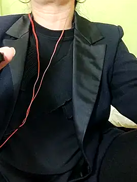 Snapshot of Hangem111 chatting on 02.08.26 Hangem111 online show from 02.08.26