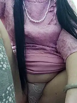 Snapshot of Hangem111 chatting on 02.14.26 Hangem111 online show from 02.14.26