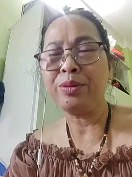 Snapshot of Hangem111 chatting on 04.06.26 Hangem111 online show from 04.06.26