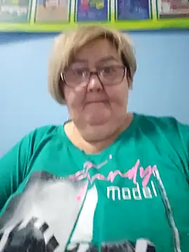 Awn290668 online show from 09.29.25