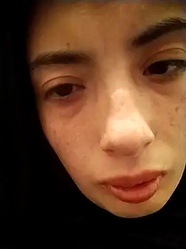 Snapshot of Mayer_09 chatting on 01.05.25 Mayer 09 online show from 01.05.25