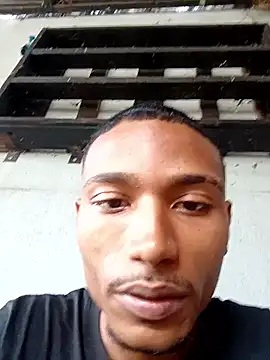 Snapshot of slimmydaddy69 chatting on 03.14.26 slimmydaddy69 online show from 03.14.26