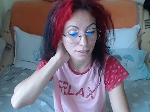 Emmatoo online show from 09.12.25