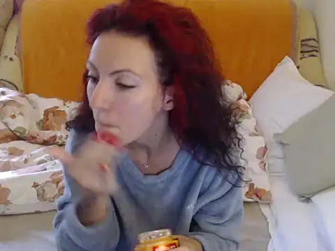 Emmatoo online show from 10.03.25