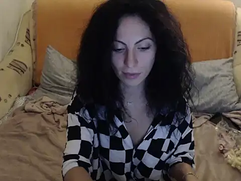 Emmatoo online show from 11.01.25