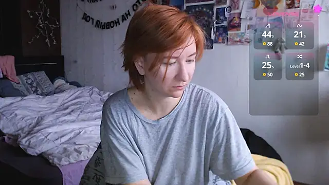 Snapshot of licentia__poetica chatting on 12.08.24 licentia  poetica online show from 12.08.24