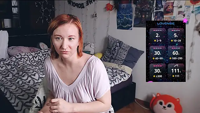 Snapshot of licentia__poetica chatting on 02.11.25 licentia  poetica online show from 02.11.25