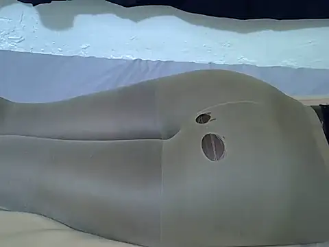 Snapshot of tasty_piee chatting on 09.14.25 tasty piee online show from 09.14.25