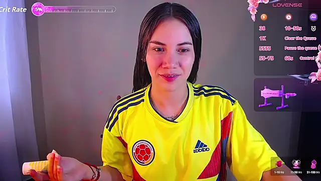 Snapshot of sashaHarding11 chatting on 09.23.25 sashaHarding11 online show from 09.23.25