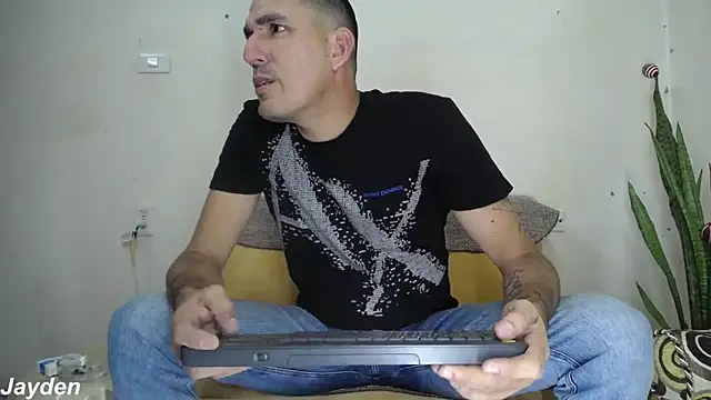 jayydenandjacob online show from 11.15.25