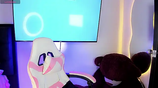 Maryonthemoon online show from 02.03.26