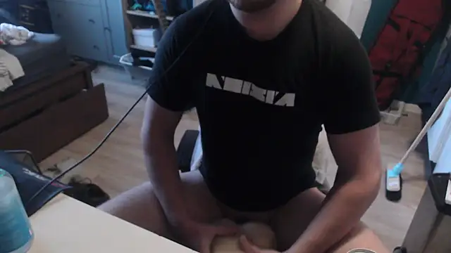 Snapshot of 050kek2 chatting on 01.07.25 050kek2 online show from 01.07.25