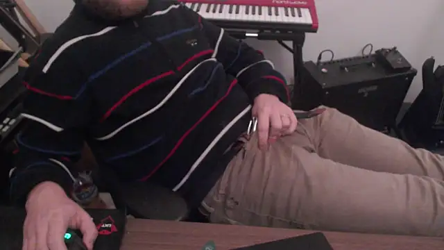 Snapshot of 050kek2 chatting on 02.18.26 050kek2 online show from 02.18.26