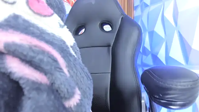 Snapshot of meribeth303av chatting on 02.26.26 meribeth303av online show from 02.26.26