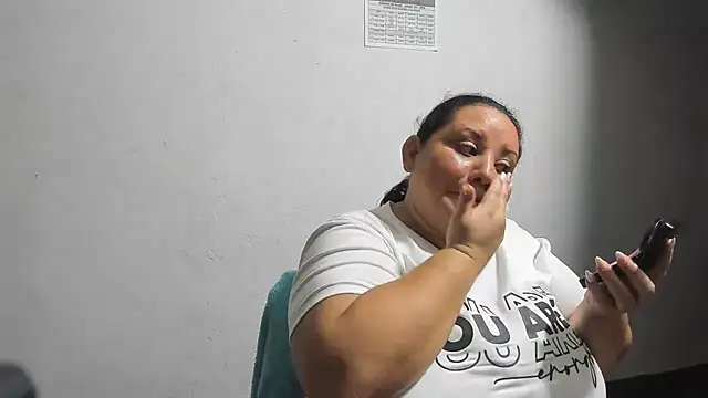 tetasgrandes karol online show from 03.08.26