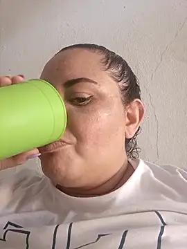 tetasgrandes karol online show from 04.05.26