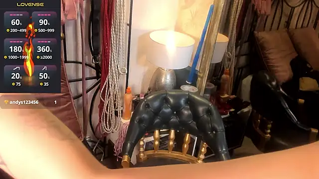 Snapshot of luxifer_666_ chatting on 02.26.25 luxifer 666 online show from 02.26.25