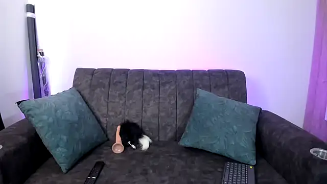 Dear-Venus online show from 10.29.25