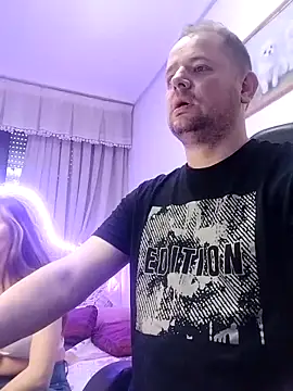 Snapshot of lobito1997 chatting on 03.22.25 lobito1997 online show from 03.22.25