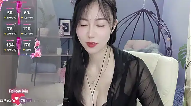 Snapshot of Lisa-s chatting on 01.23.25 Lisa-s online show from 01.23.25