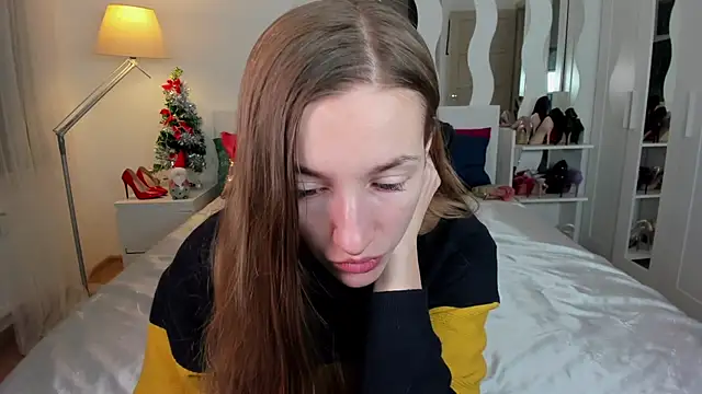 KateRedgar online show from 01.25.25