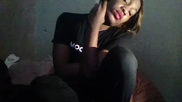 Moorella1 online show from 09.26.25