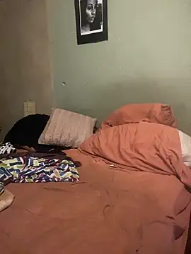 Snapshot of Moorella1 chatting on 03.12.26 Moorella1 online show from 03.12.26