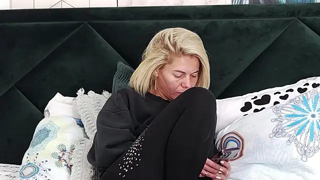 tanyagrey online show from 04.23.26