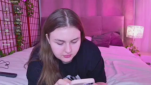 Mia  Peach online show from 02.23.25