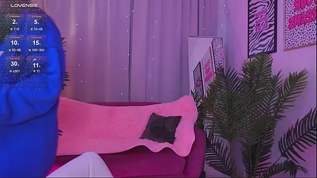 Mia  Peach online show from 03.06.25