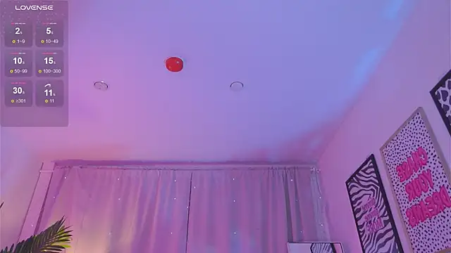 Mia  Peach online show from 03.23.25