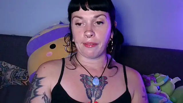 Marcelinegoddess online show from 10.21.25