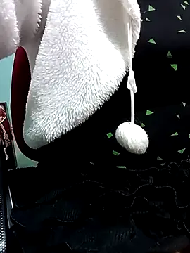 Tuo8702 online show from 03.17.25