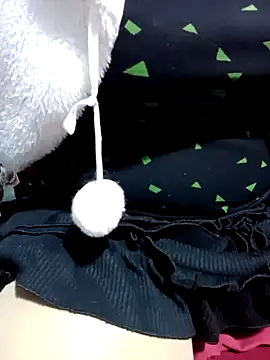 Tuo8702 online show from 03.18.25