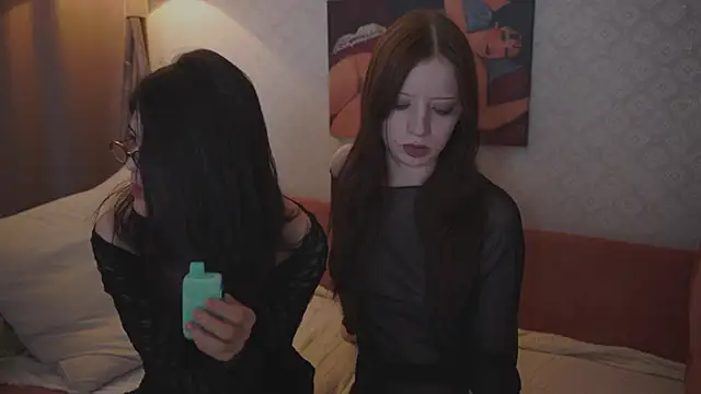 the cure    online show from 11.22.25