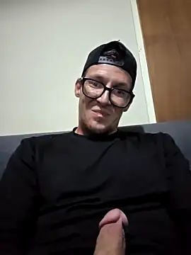 Snapshot of TheSouthernKing chatting on 03.20.26 TheSouthernKing online show from 03.20.26