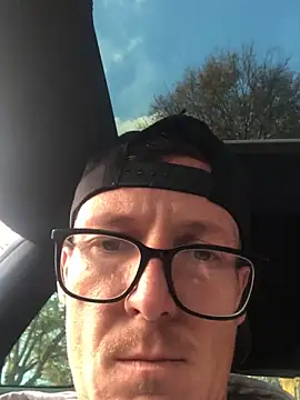Snapshot of TheSouthernKing chatting on 05.23.26 TheSouthernKing online show from 05.23.26