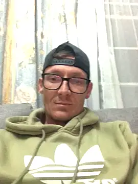 Snapshot of TheSouthernKing chatting on 05.24.26 TheSouthernKing online show from 05.24.26