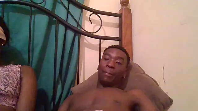 SmallGoodNutts online show from 11.06.25