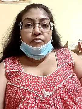 Snapshot of LAVERNIYA_ chatting on 12.30.24 LAVERNIYA online show from 12.30.24