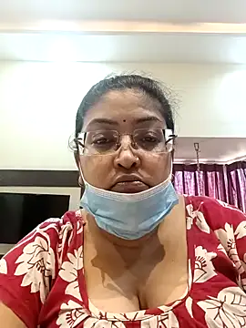 Snapshot of LAVERNIYA_ chatting on 01.03.25 LAVERNIYA online show from 01.03.25