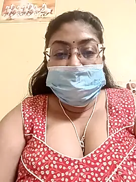 Snapshot of LAVERNIYA_ chatting on 01.22.25 LAVERNIYA online show from 01.22.25