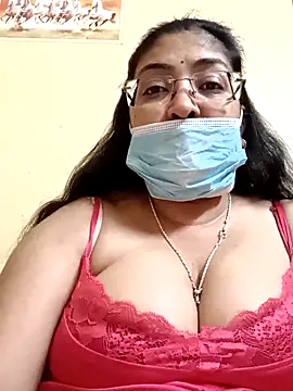 Snapshot of LAVERNIYA_ chatting on 02.27.25 LAVERNIYA online show from 02.27.25