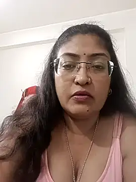 LAVERNIYA  online show from 09.28.25