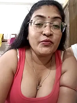 LAVERNIYA  online show from 10.07.25