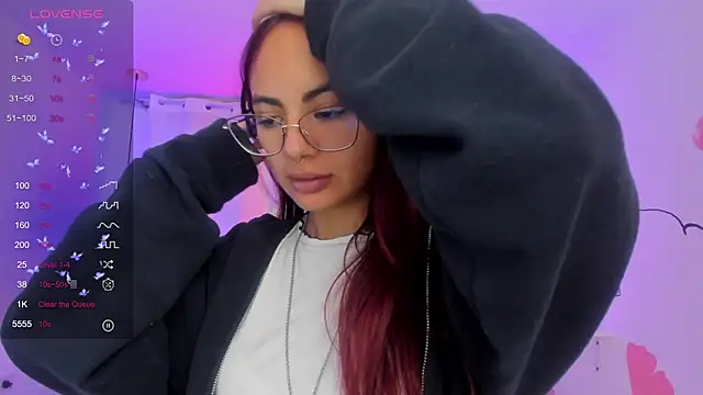 sophiecherry  online show from 01.11.25